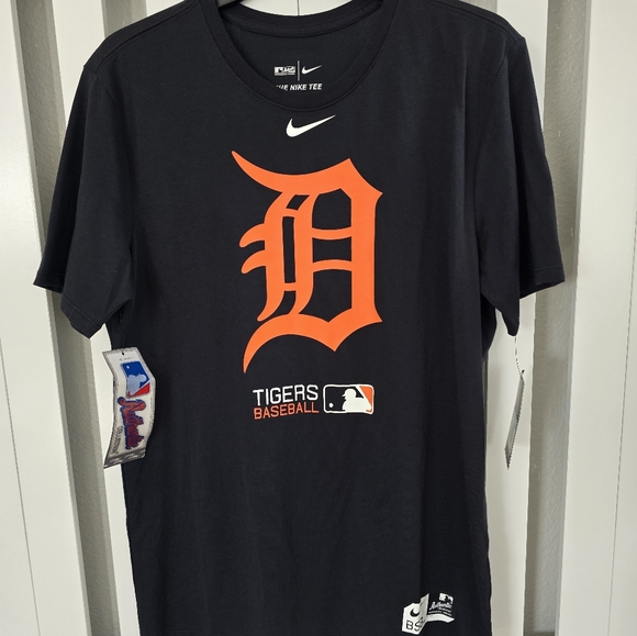 Brand New Nike MLB Detroit Tigers Baseball D Logo T Shirt Mens Size Medium Navy - Picture 11 of 11